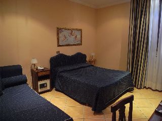 R0010495_2.jpg