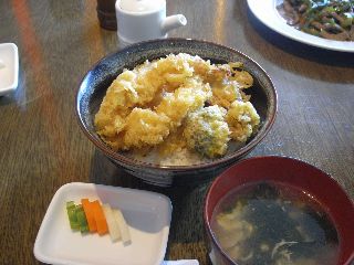 R7219587.jpg